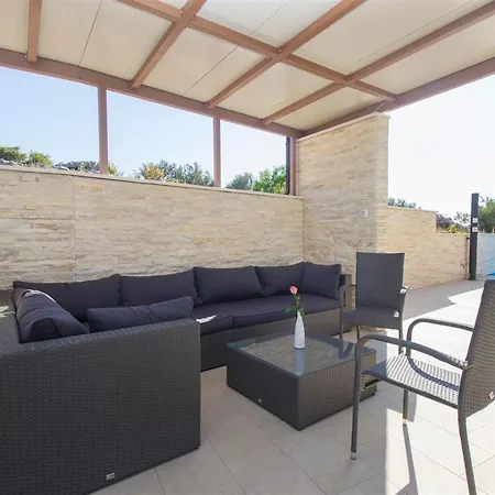 Of Murter, Two Bedroom 2 Appartamento Murter