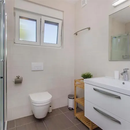 Of Murter, Two Bedroom 2 * مورتير