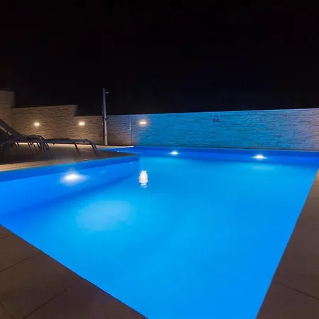 Of Murter, Two Bedroom 2 شقة